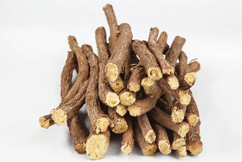 Licorice Roots Natural Cut (Glycyrrhiza Glabra) - Al Waleed International